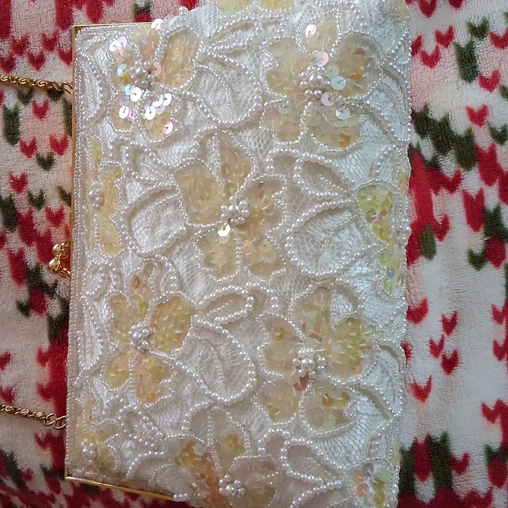 Carolyne Barton Gold and white Sparkly Clutch